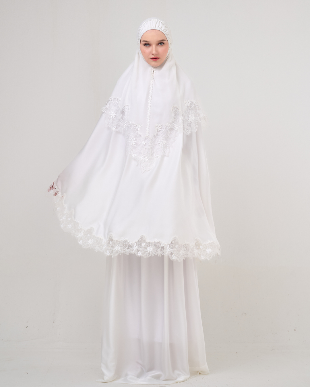 Mukena AIKILA : NAIMA in White