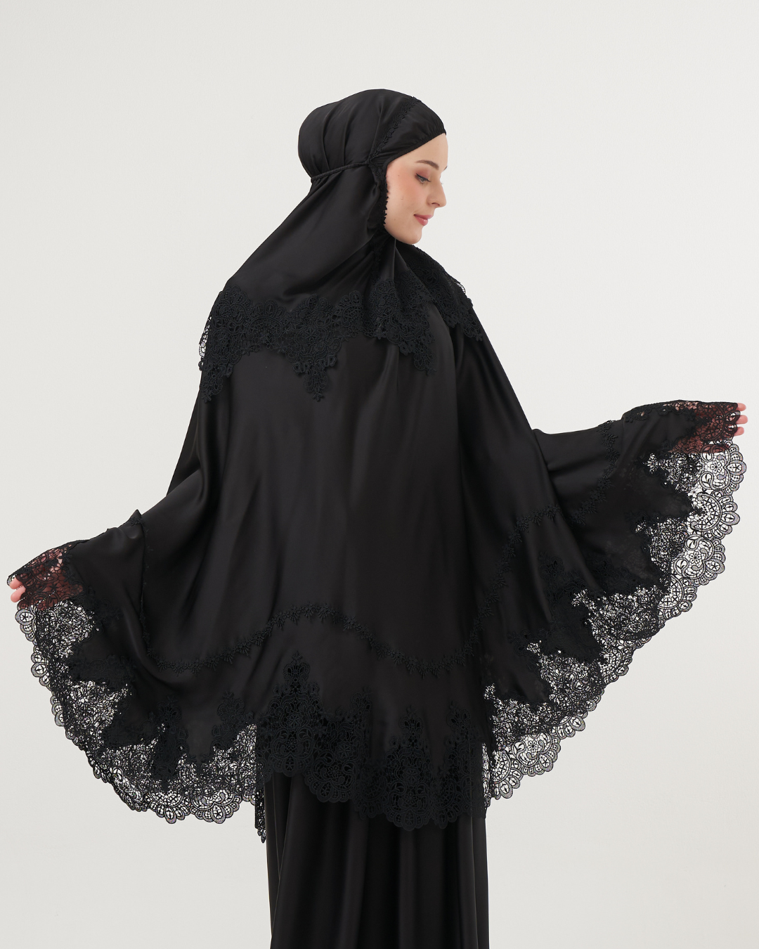 Mukena AIKILA : NAZWA in Black