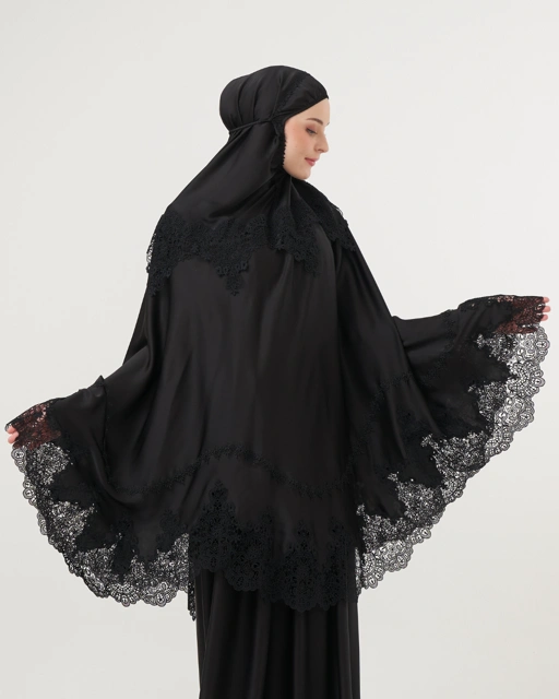 Image of Mukena AIKILA : NAZWA in Black