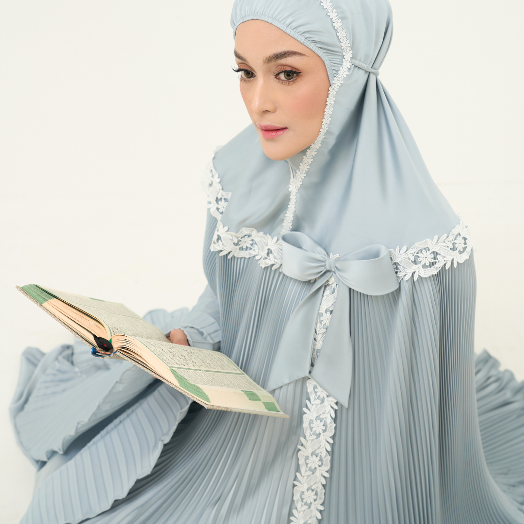 Mukena AIKILA : RAJNI in Tosca
