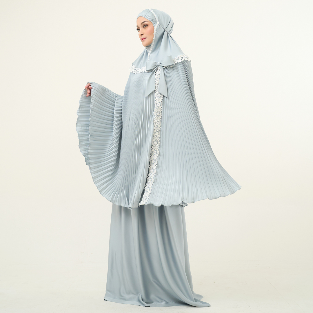 Mukena AIKILA : RAJNI in Tosca