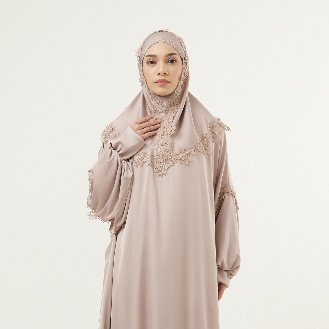 Mukena AIKILA : SAIDA in Nude