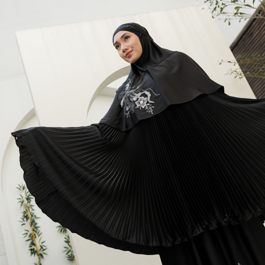 Mukena AIKILA : SAVRINA in Black