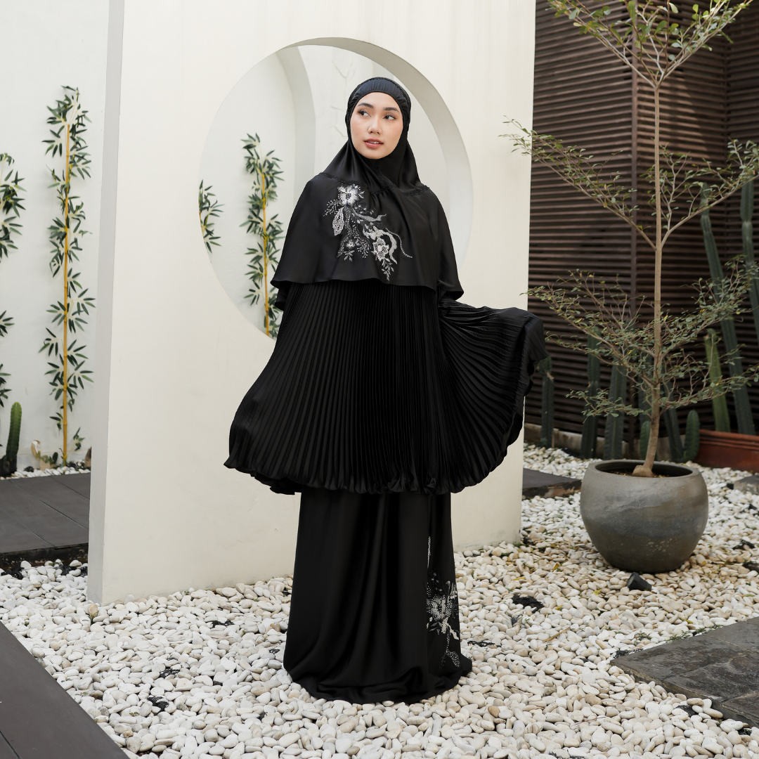 Mukena AIKILA : SAVRINA in Black