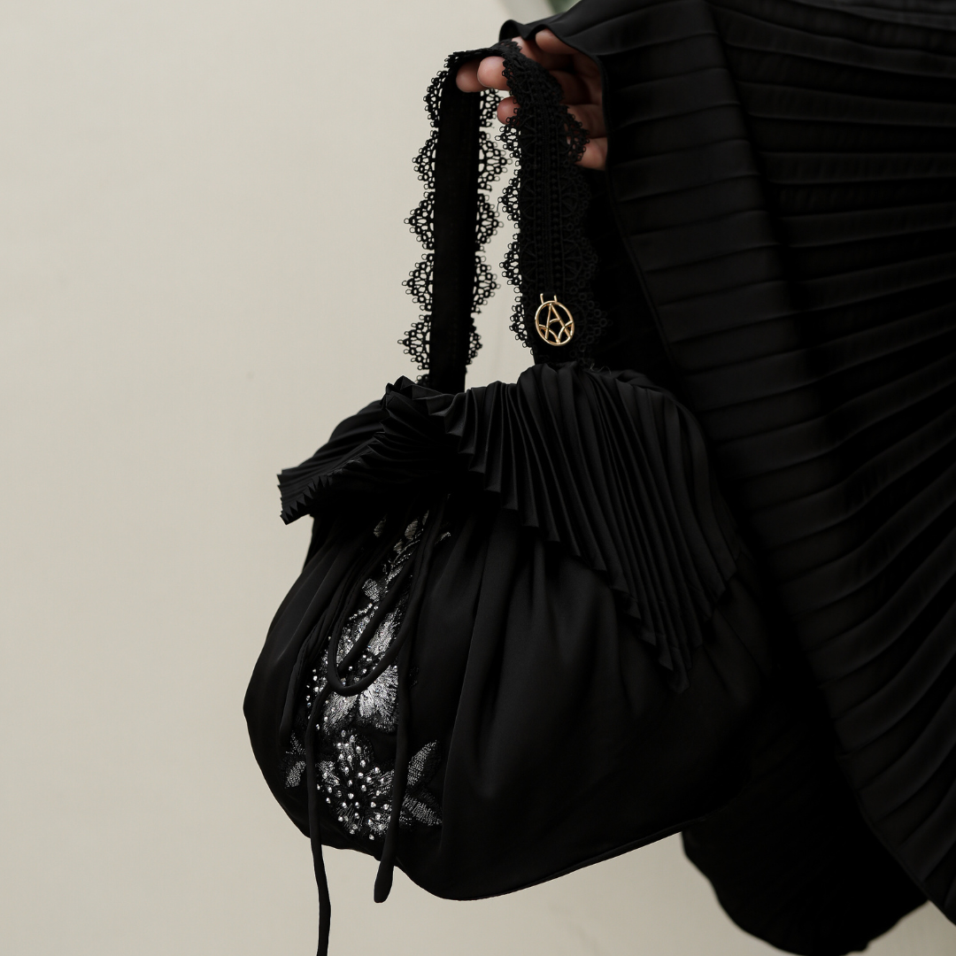 Mukena AIKILA : SAVRINA in Black