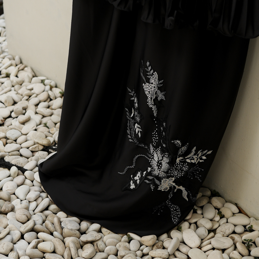 Mukena AIKILA : SAVRINA in Black