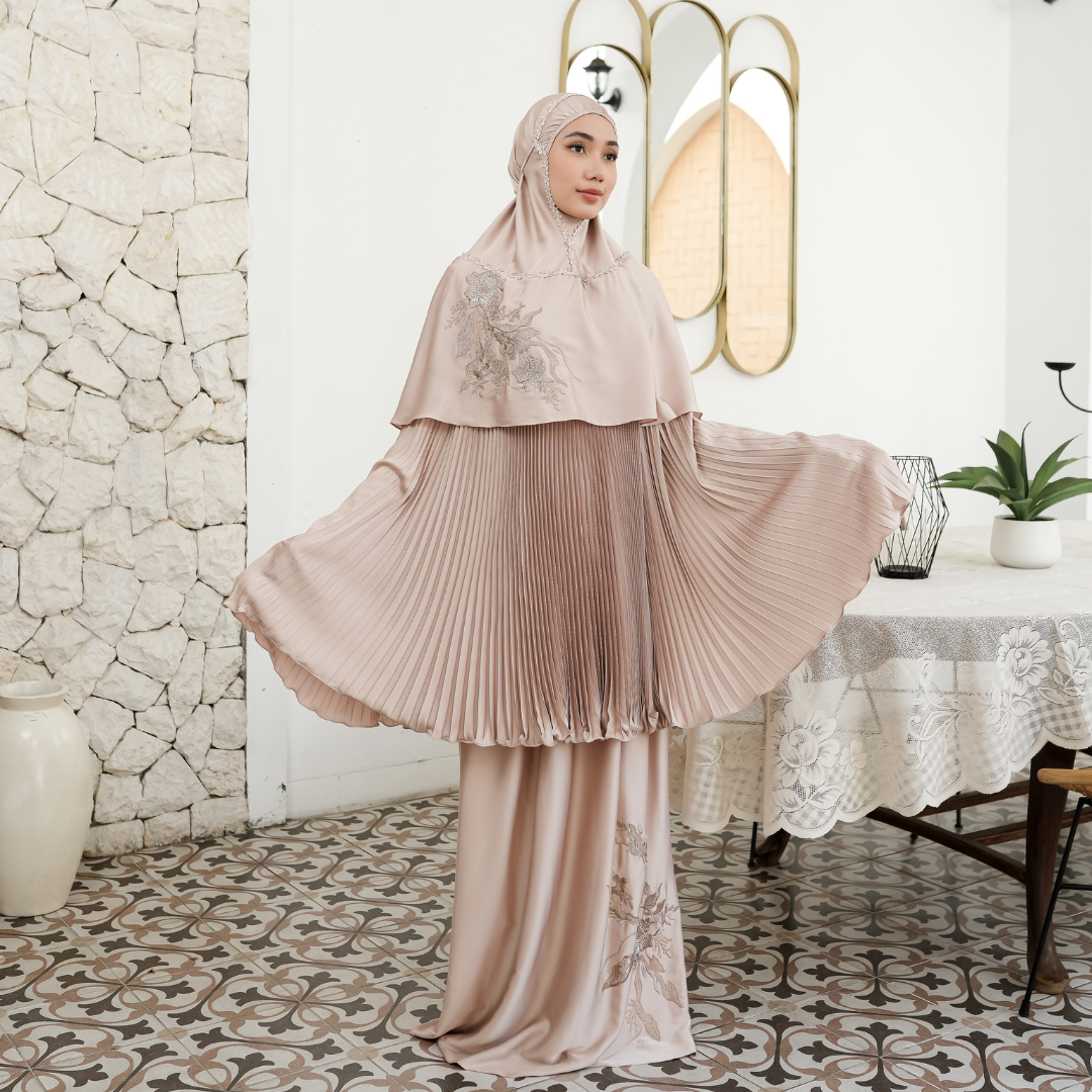 Mukena AIKILA : SAVRINA in Hazelnut
