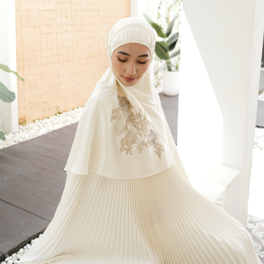 Mukena AIKILA : SAVRINA in Ivory