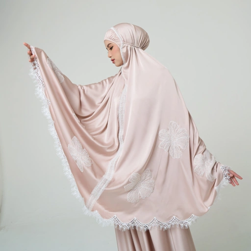 Image of Mukena AIKILA : YAATRA in Hazelnut
