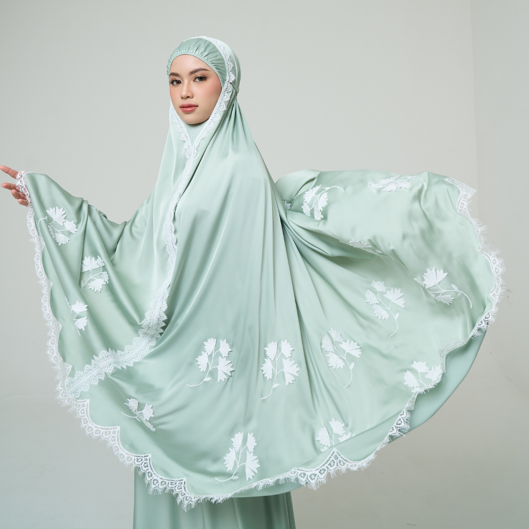 Mukena AIKILA : YAATRA in Sage