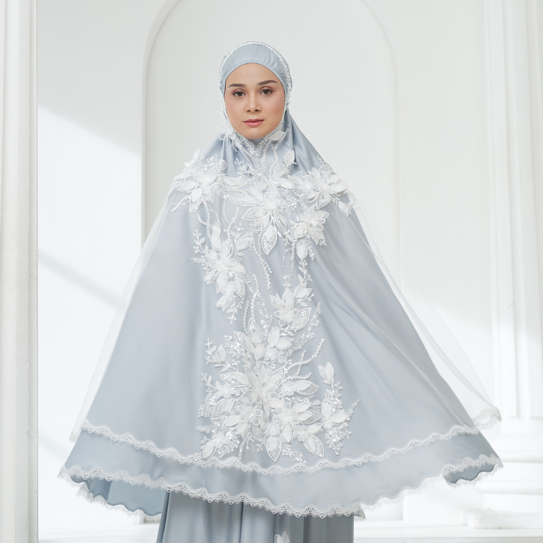 Mukena AIKILA : YASHIRA in Tosca