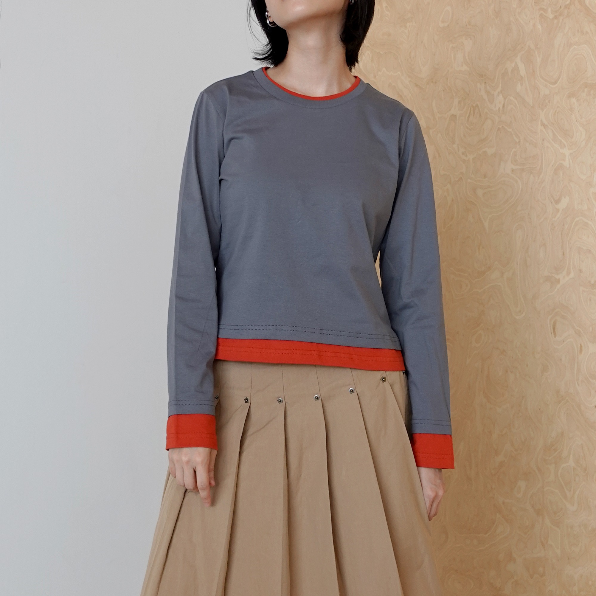 Popy Seed LS Peep Tee