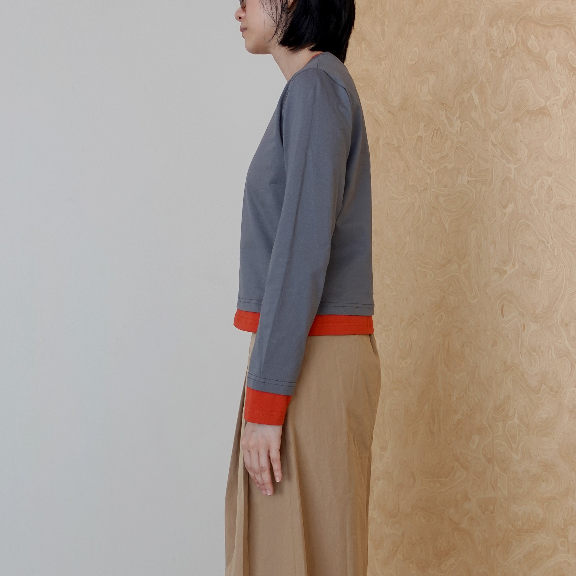 Popy Seed LS Peep Tee