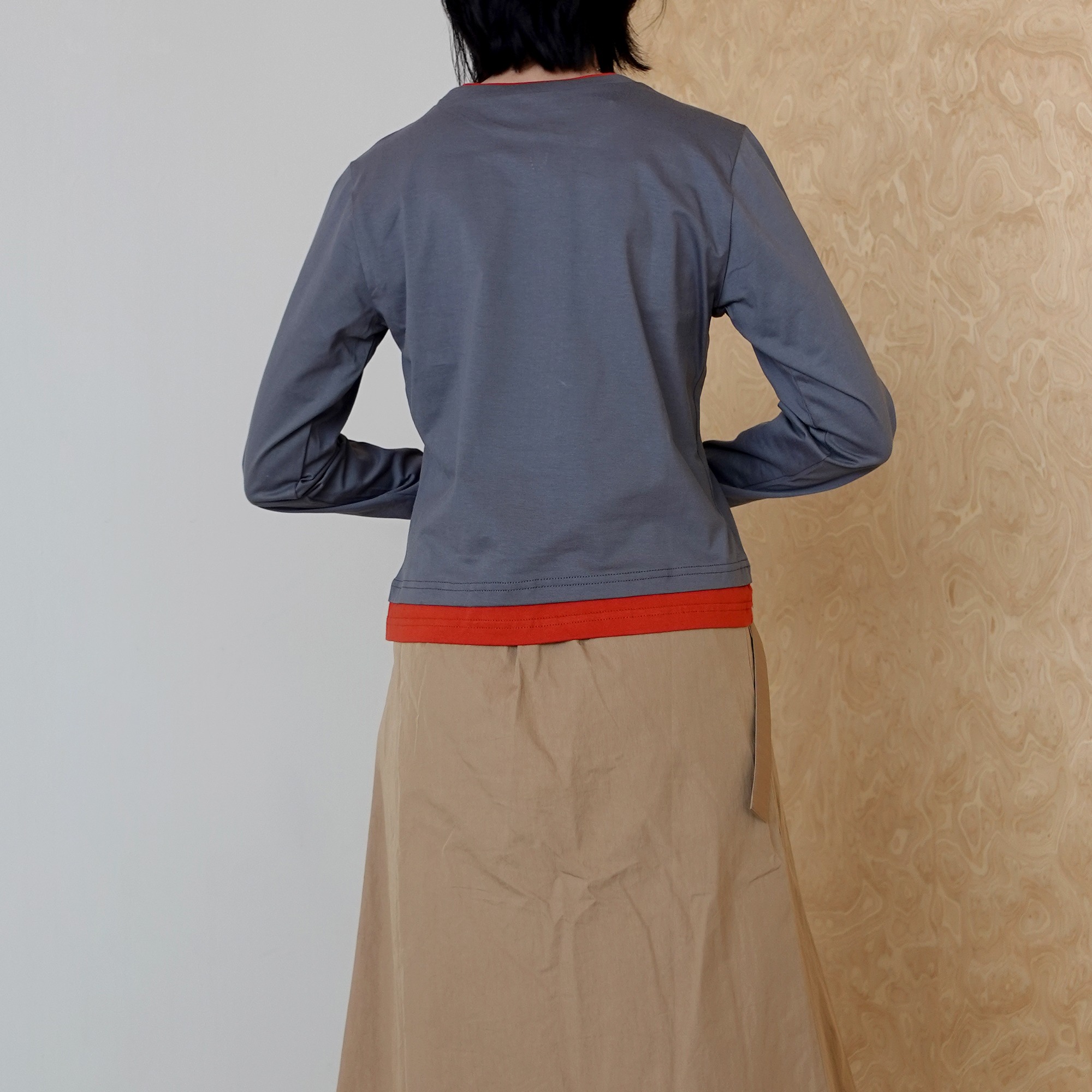 Popy Seed LS Peep Tee