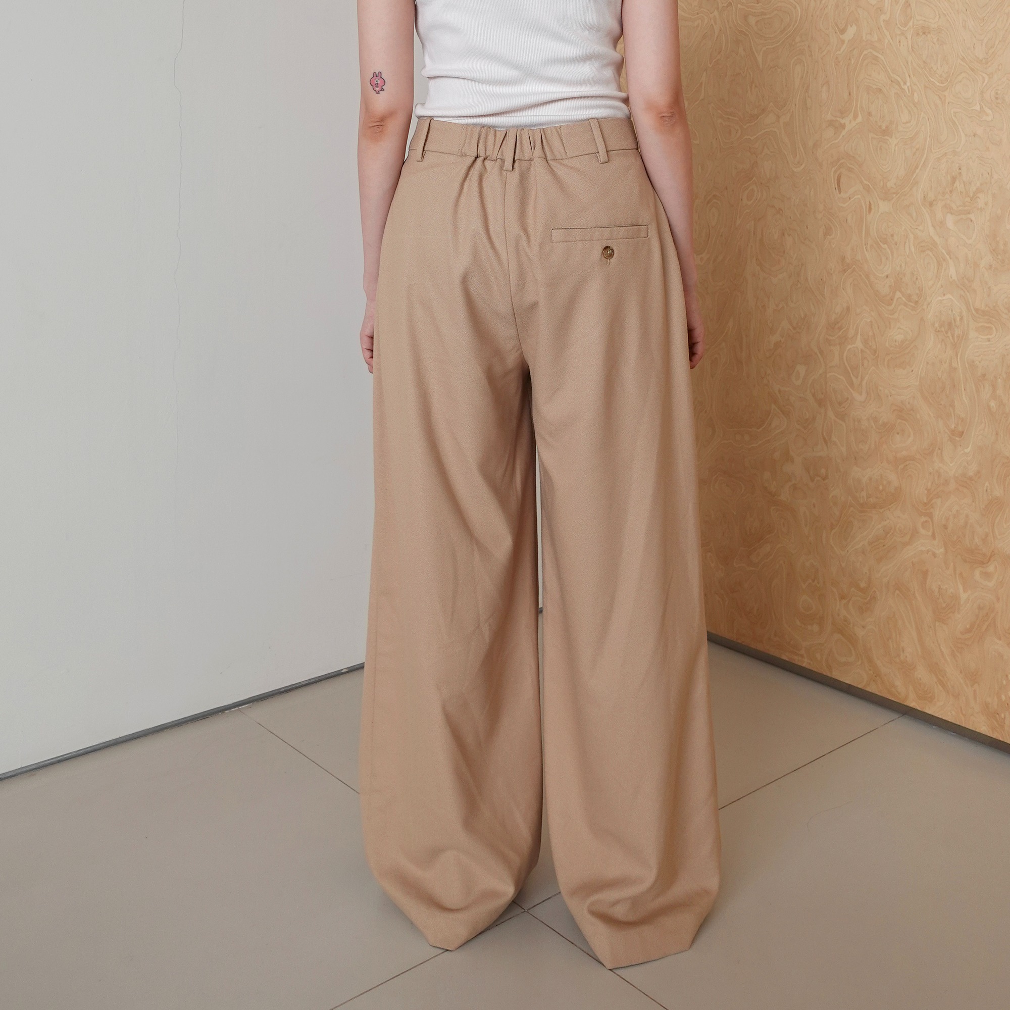 Fluid Pleated Pants in Sand