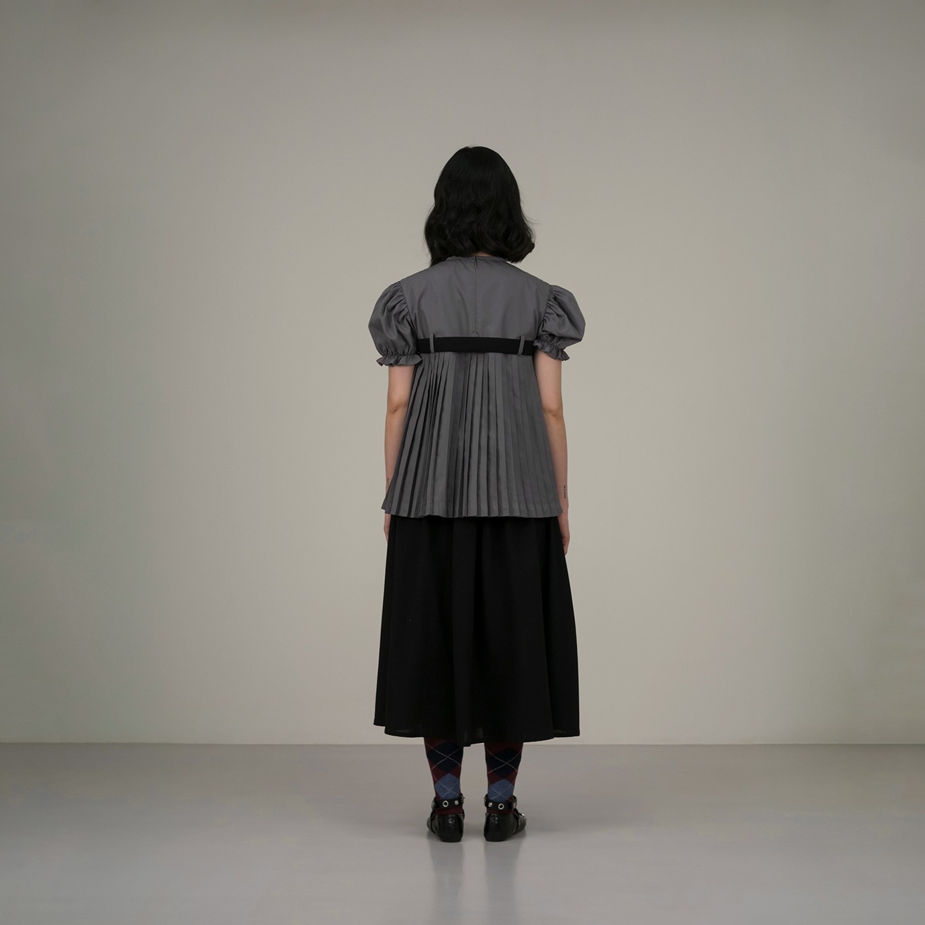 Belted Puff Pleated Top in Grey