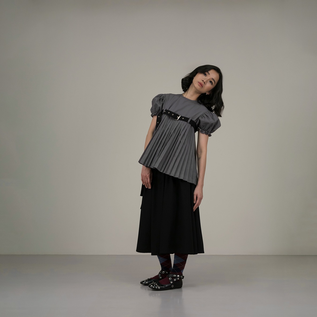 Belted Puff Pleated Top in Grey