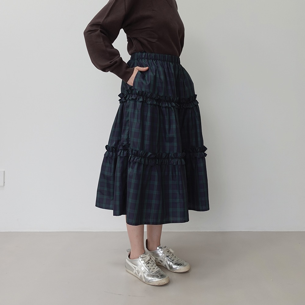 Nylon Frill Tiered Skirt in Tartan