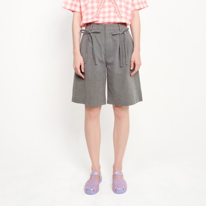 Ribbon Half Pants in Haze Grey