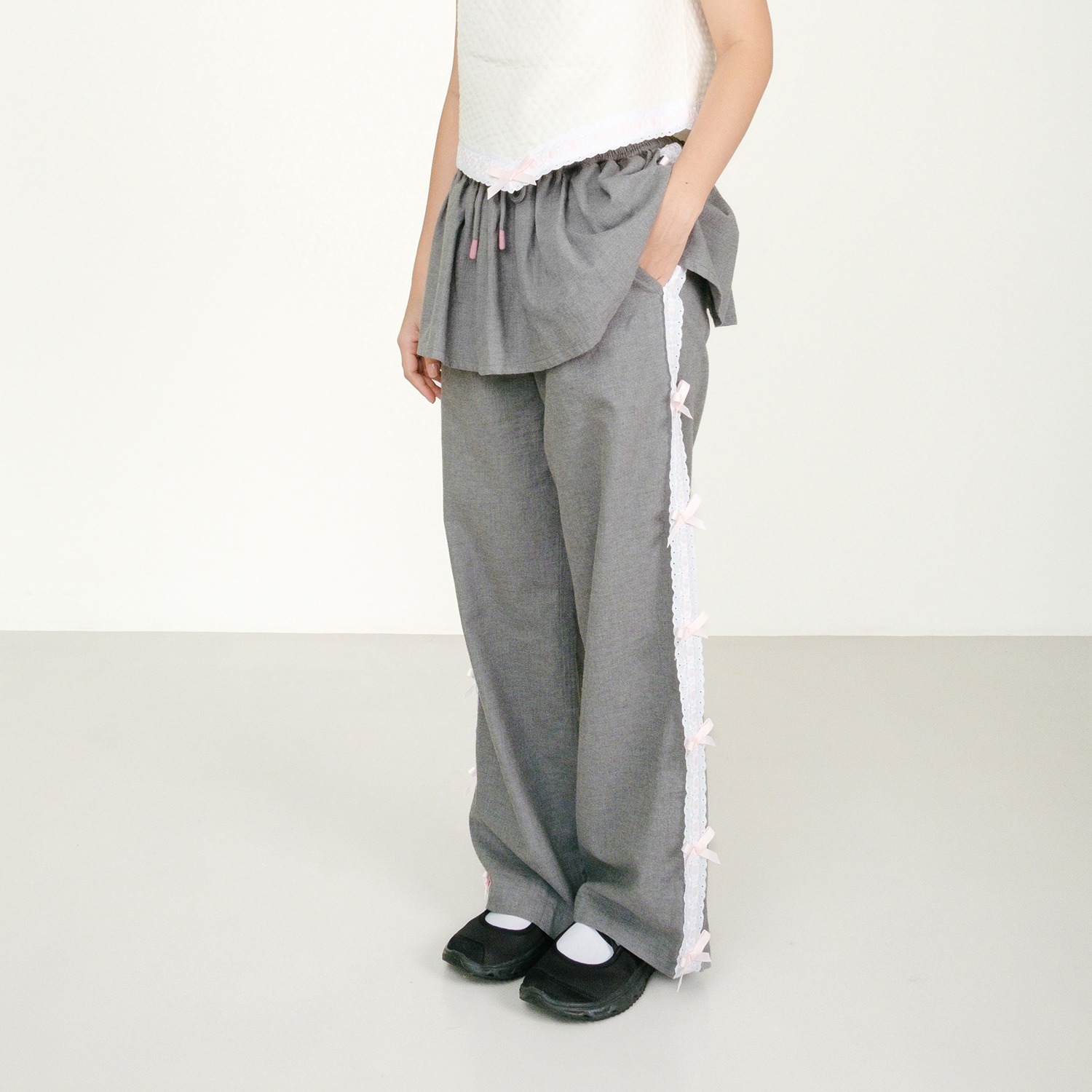 Broderie Ribbon Skirt Pants