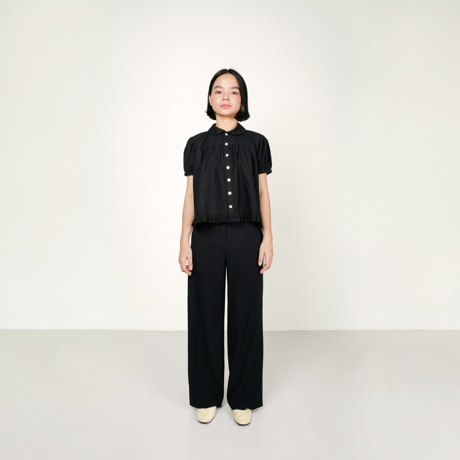 Broderie Puff Vintage Shirt in Black