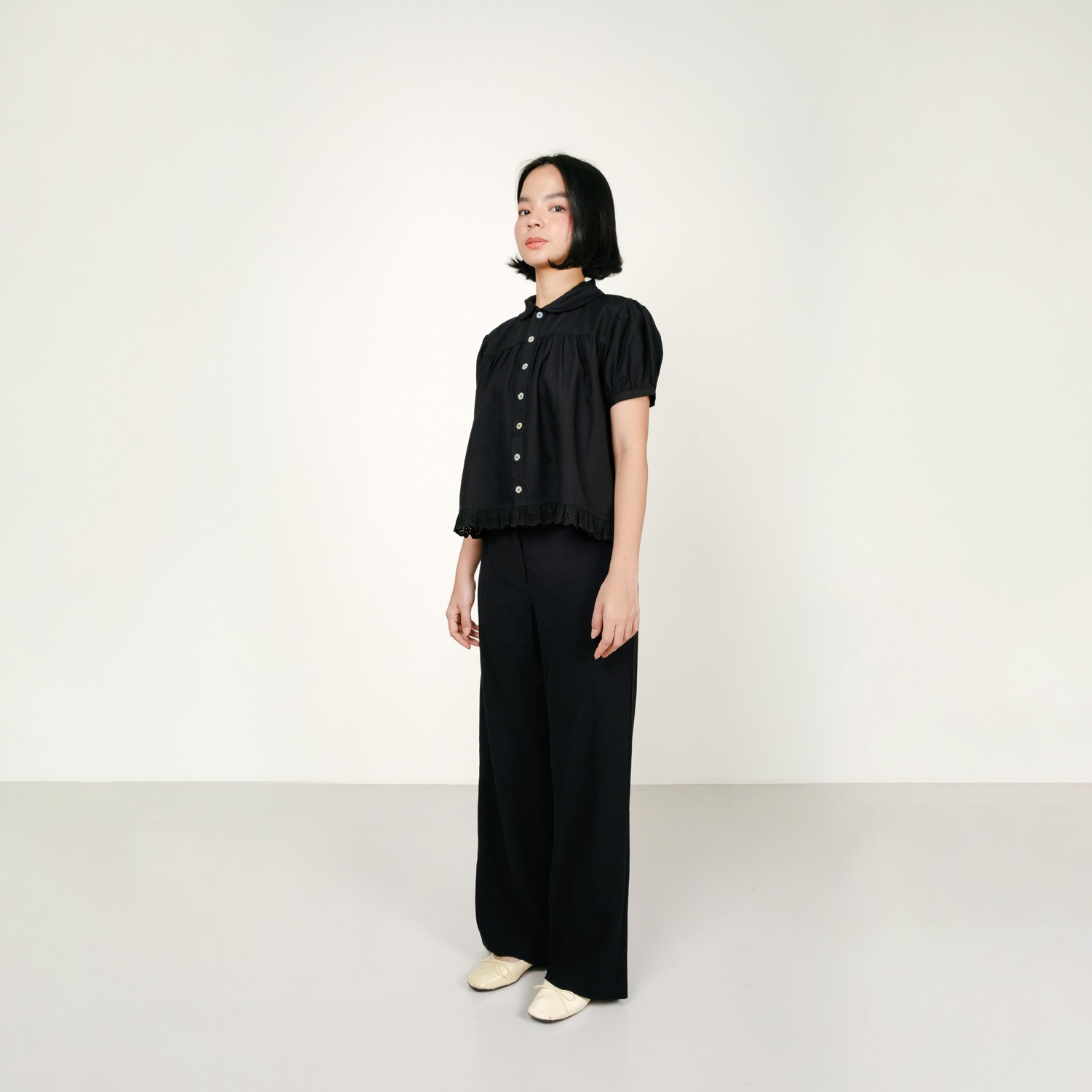 Broderie Puff Vintage Shirt in Black