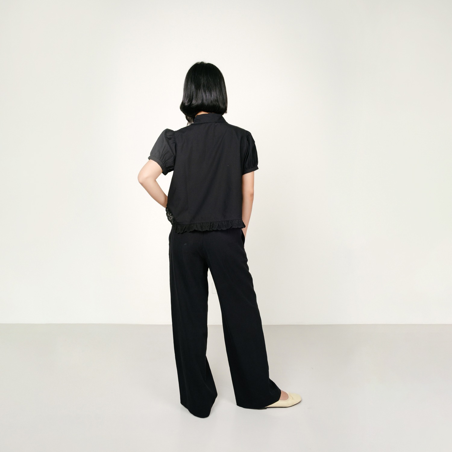 Broderie Puff Vintage Shirt in Black