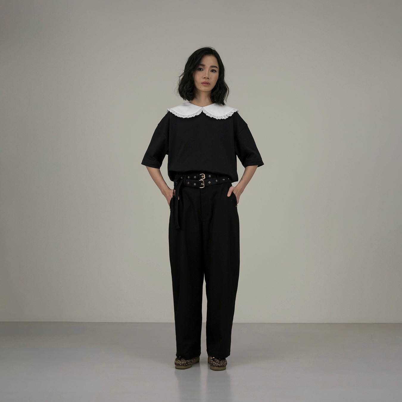 Rivet Soft Curve Pants in Black