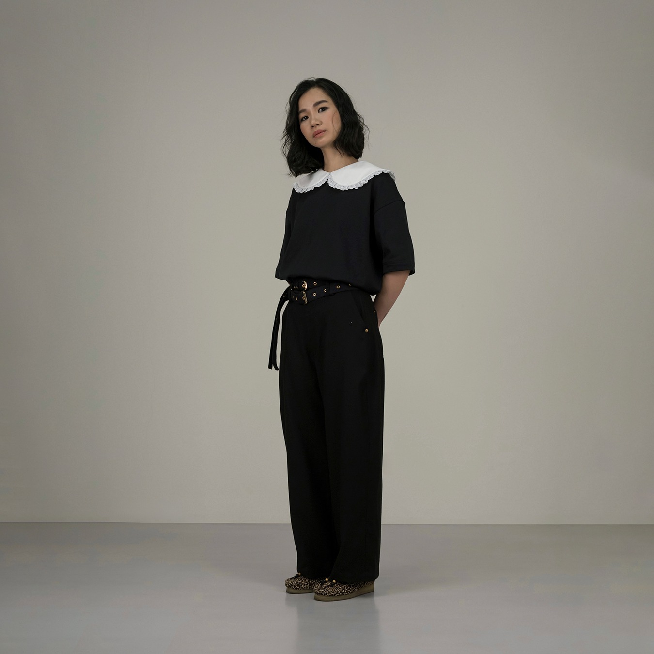 Rivet Soft Curve Pants in Black