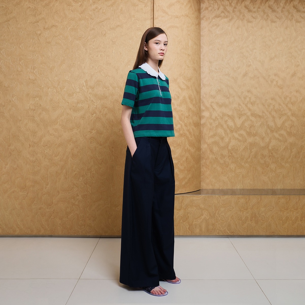 Fluid Pleated Pants in Navy