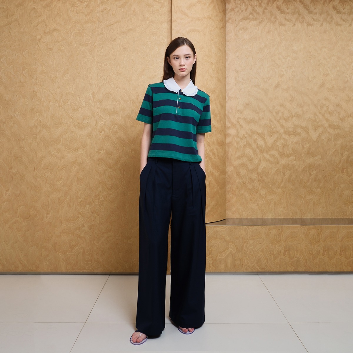 Fluid Pleated Pants in Navy