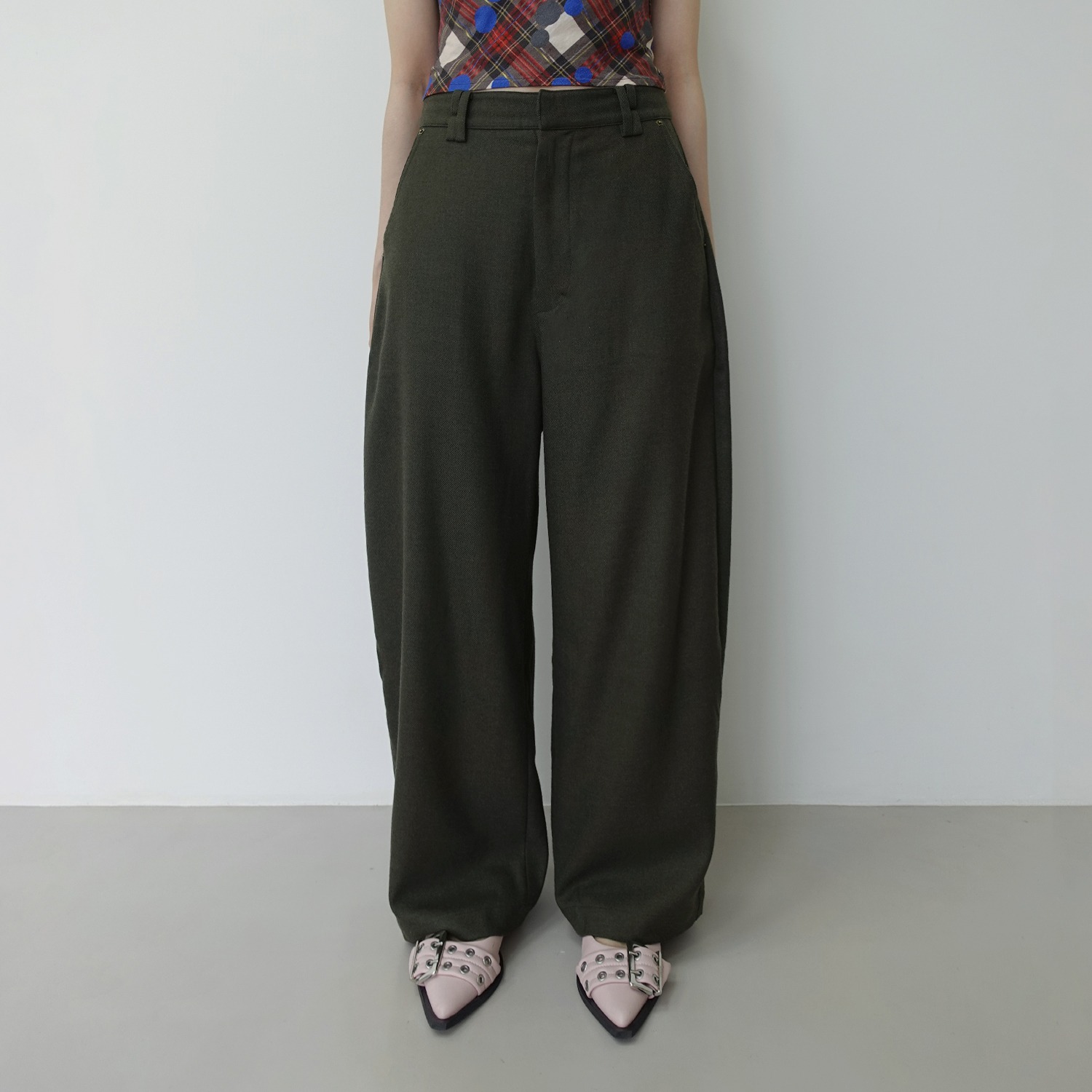 Rivet Soft Curve Pants in Dark Olive