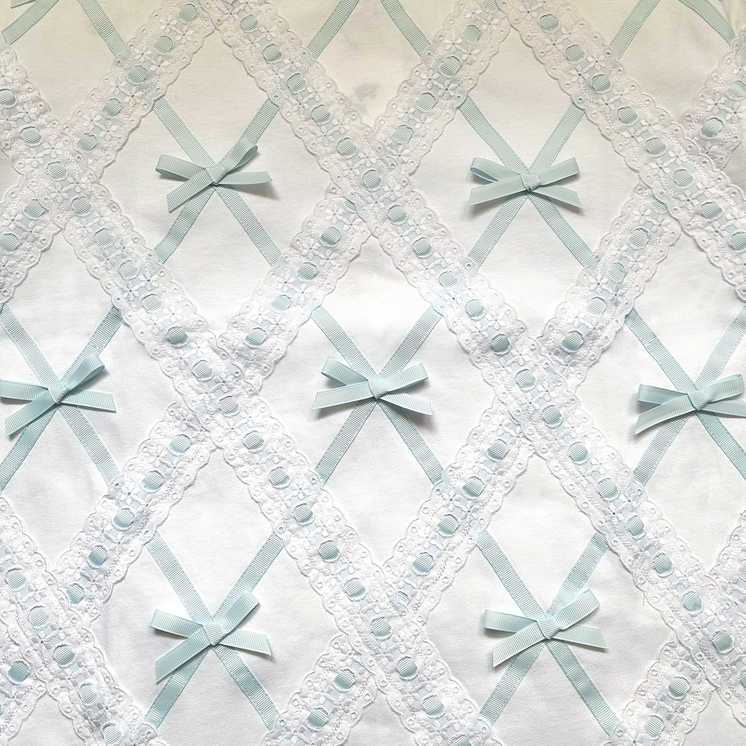 Argyle Broderie Ribbon T-shirt in Blue