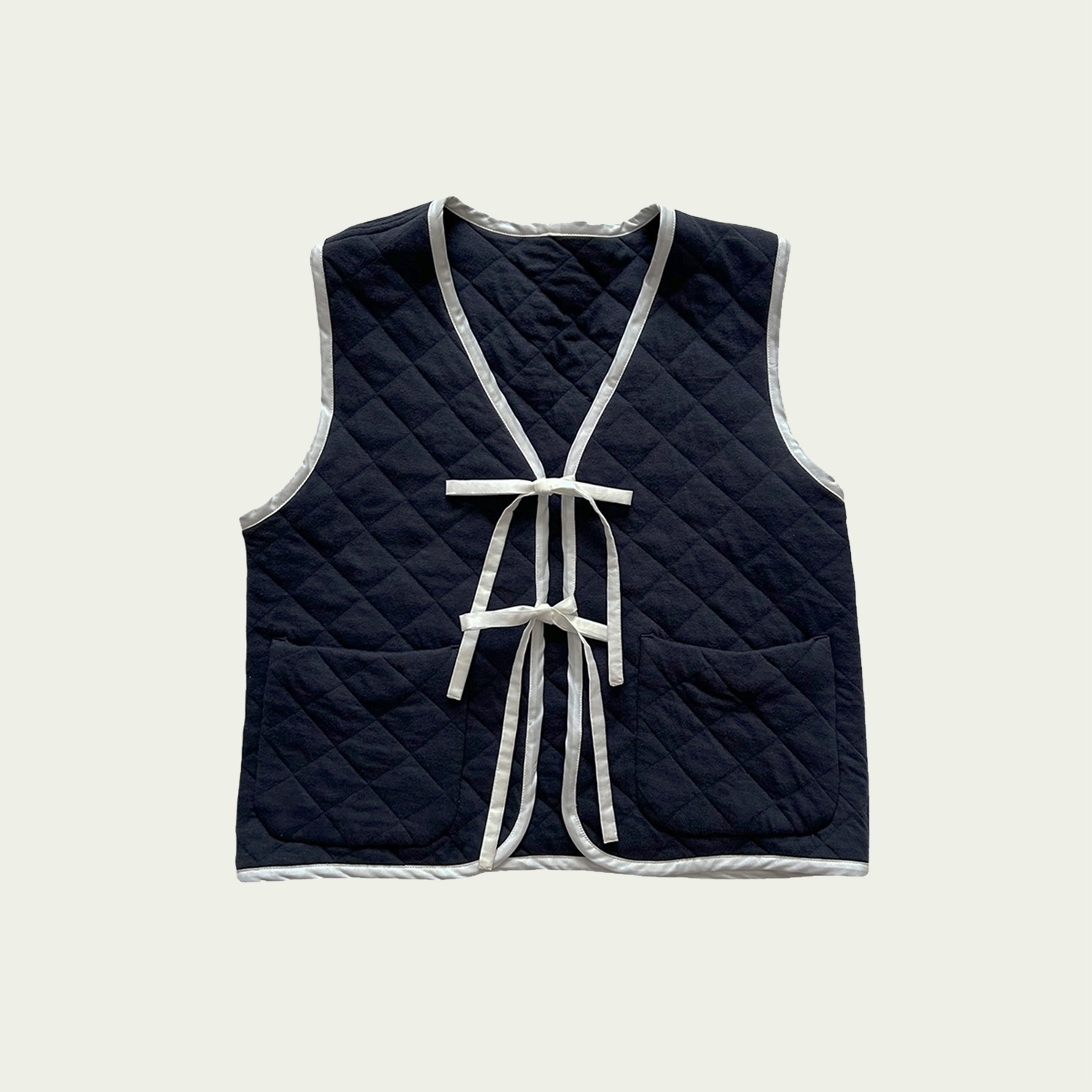 Argyle & Oxford - Official Webstore - Ribbon Quilted Effect Vest