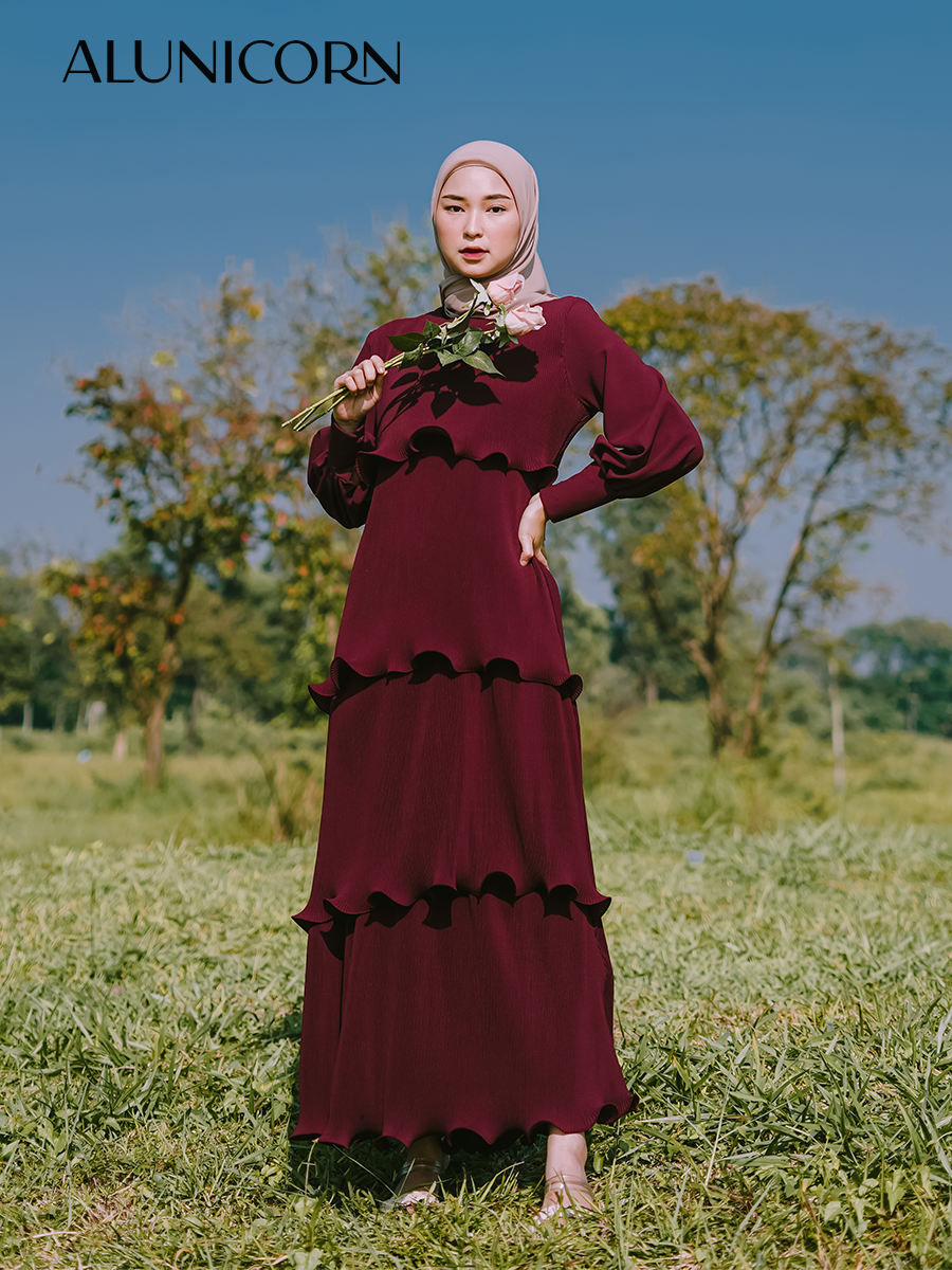 Alunicorn - Nura Dress - Dress plisket - Pleats Premium - Busui