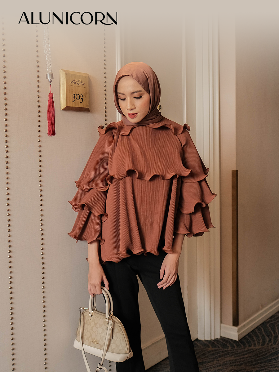 Alunicorn - Ruby Blouse - Blouse Plisket
