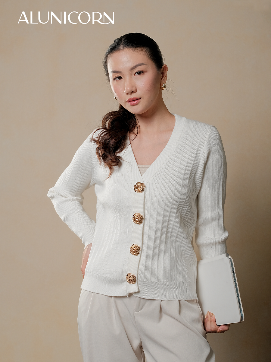 Alunicorn - Kira Cardigan Knit | Cardigan Rajut Wanita Premium Kancing Gold | Atasan Knitwear Wanita Elegan
