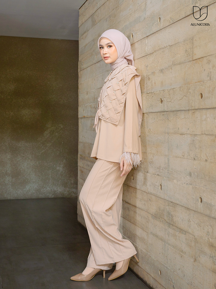 Alunicorn - Naiya Set - Oneset Wanita - Blouse Wanita - Pants Wanita