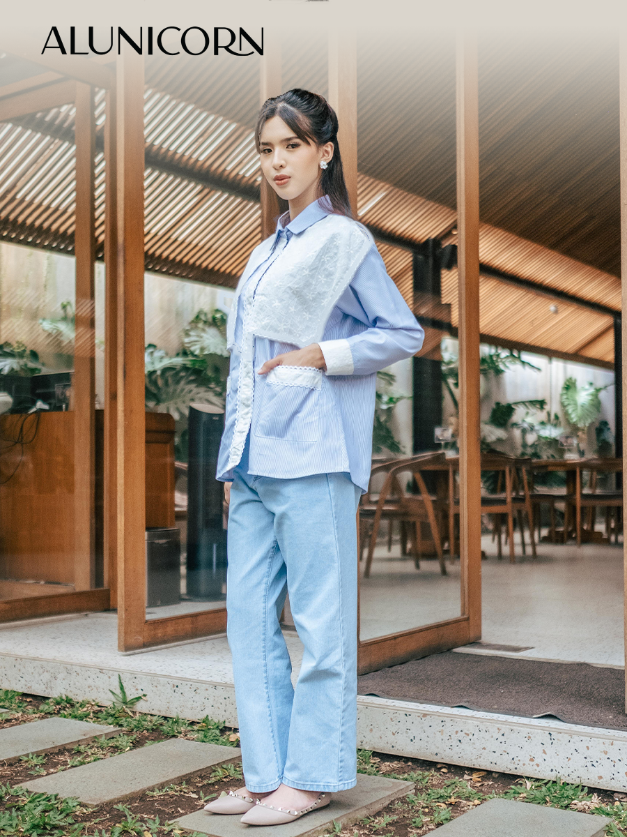 Alunicorn - Royale Classic Series - Kemeja Katun Bordir Wanita  - Desain Elegan & Detail Renda