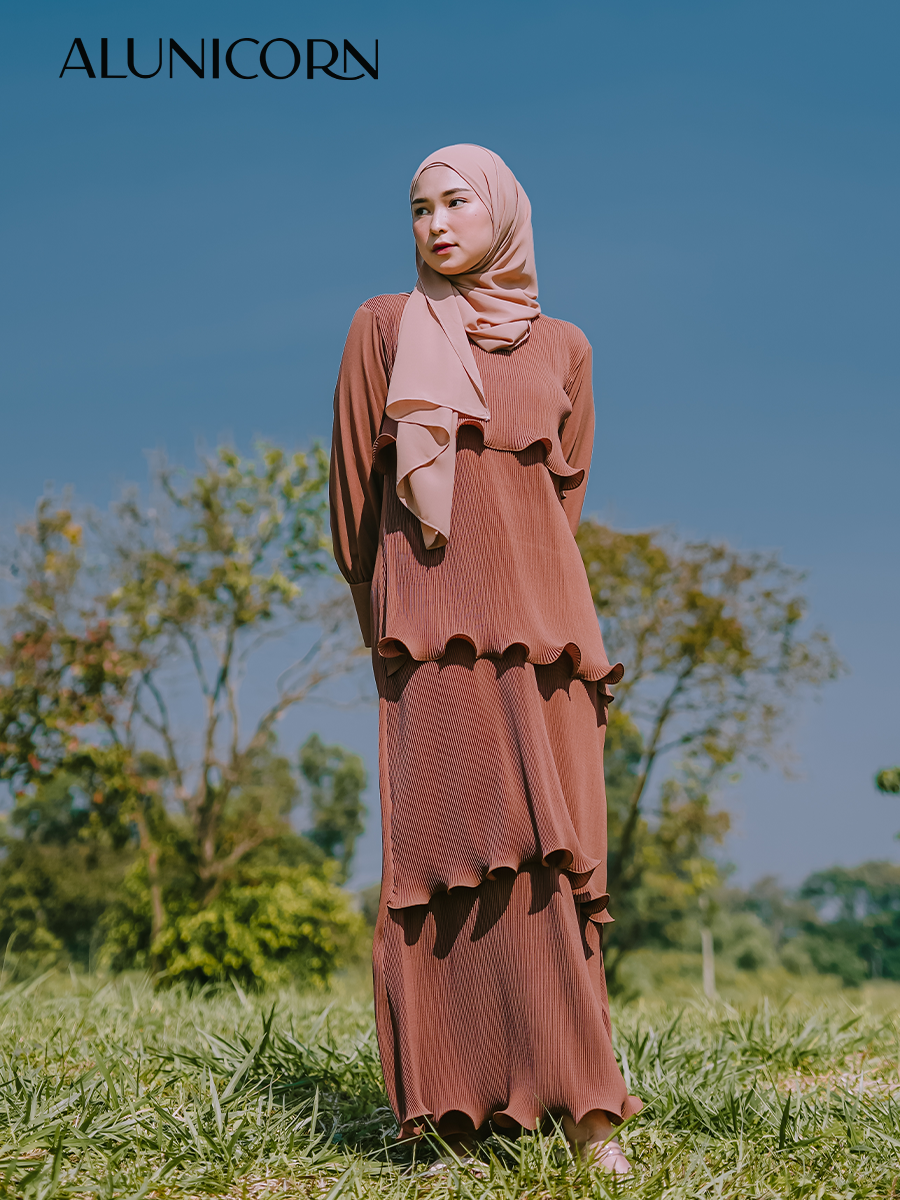 Alunicorn - Nura Dress - Dress plisket - Pleats Premium - Busui