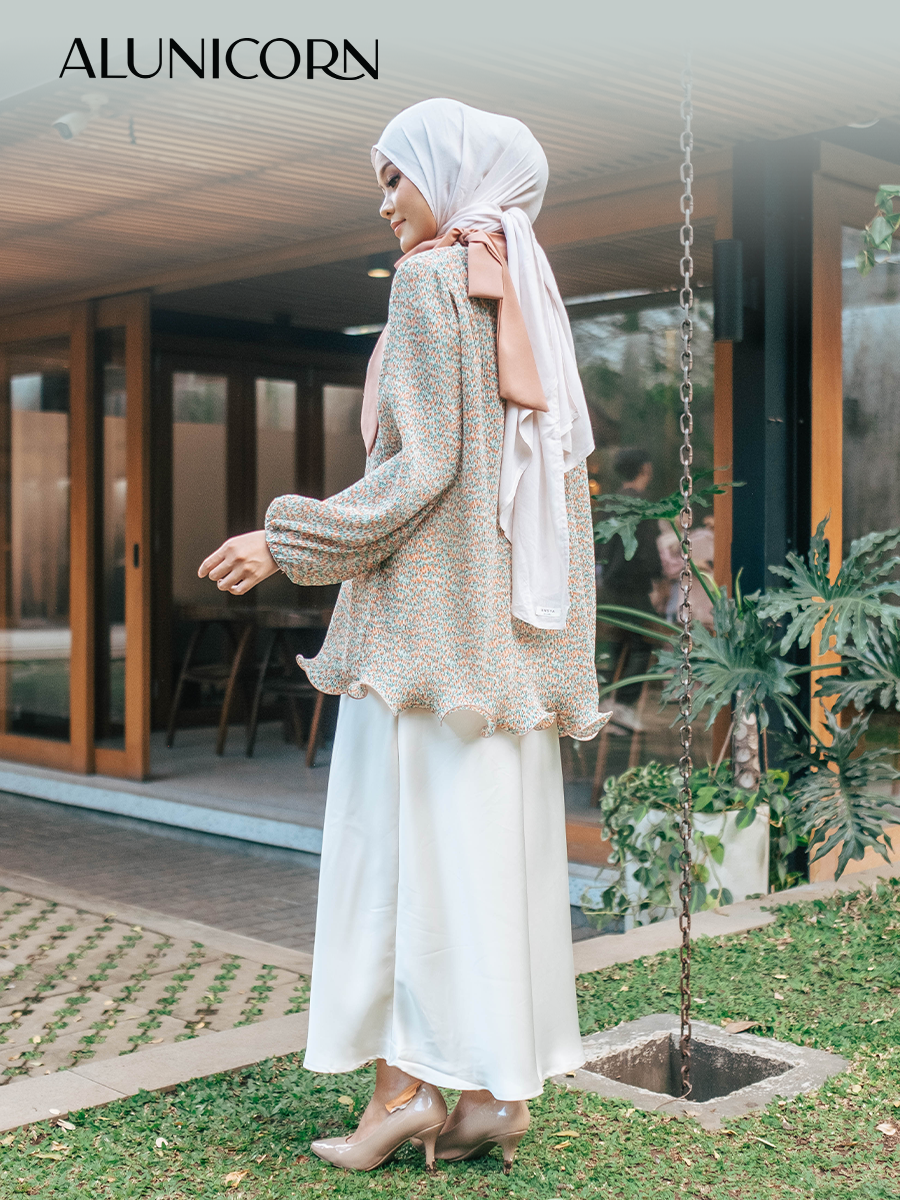 Alunicorn - Lizzie Blouse - Blouse Wanita - Blouse Plisket - Printed