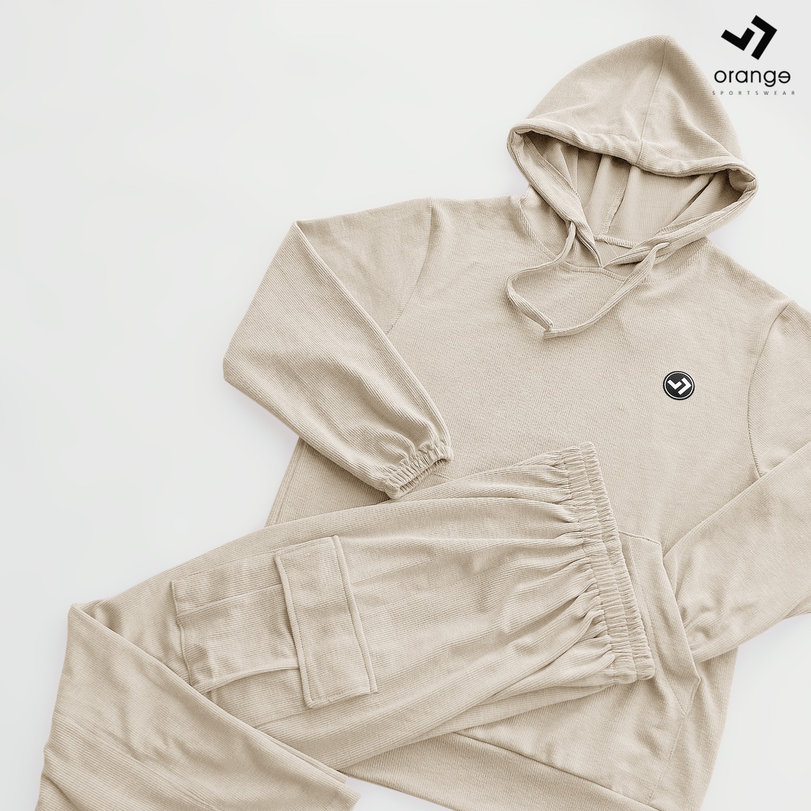 One Set Hoodie Knit Olahraga Wanita Vortex Training Set
