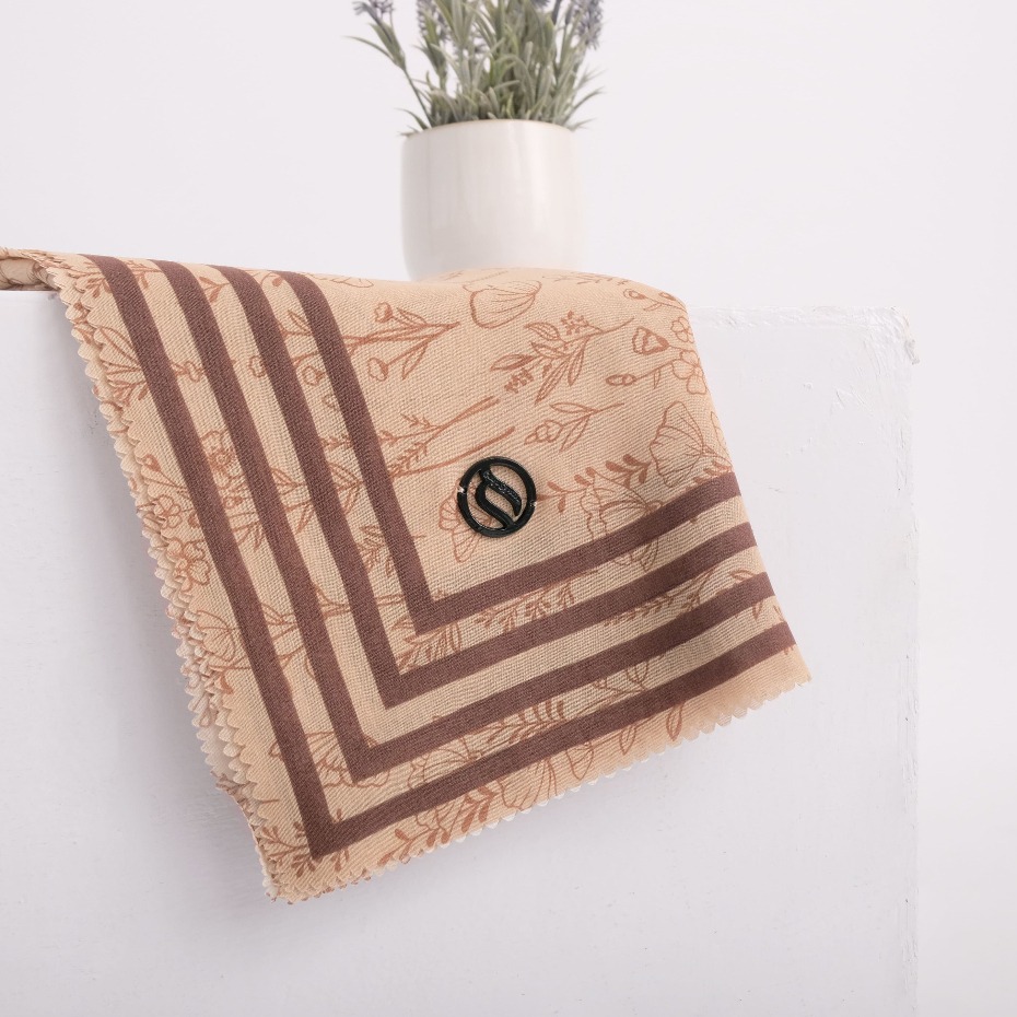 Hijab Segiempat Motif Sahara Ethnic Scarf Syari Jumbo 130 x 130