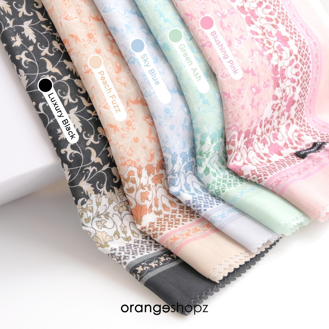 Hijab Segiempat Motif Aruna Ethnic Scarf