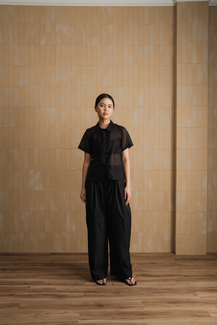 Elodie in Black (PRE ORDER SEND BY 9 MARCH)