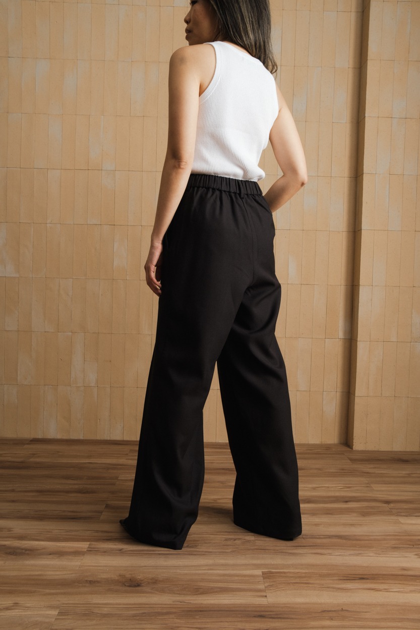 Agathe in Black (PRE ORDER SEND BY 13 MARCH)