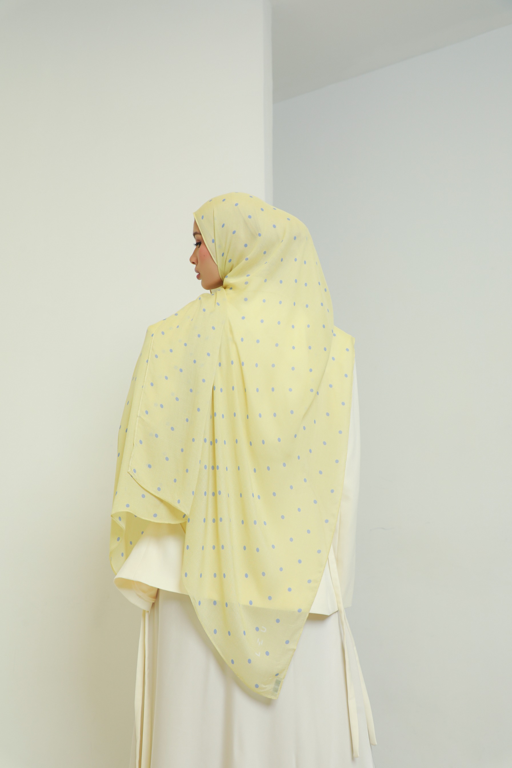 Polkadot Scarf Butter Pop | Pashmina Printed Modals