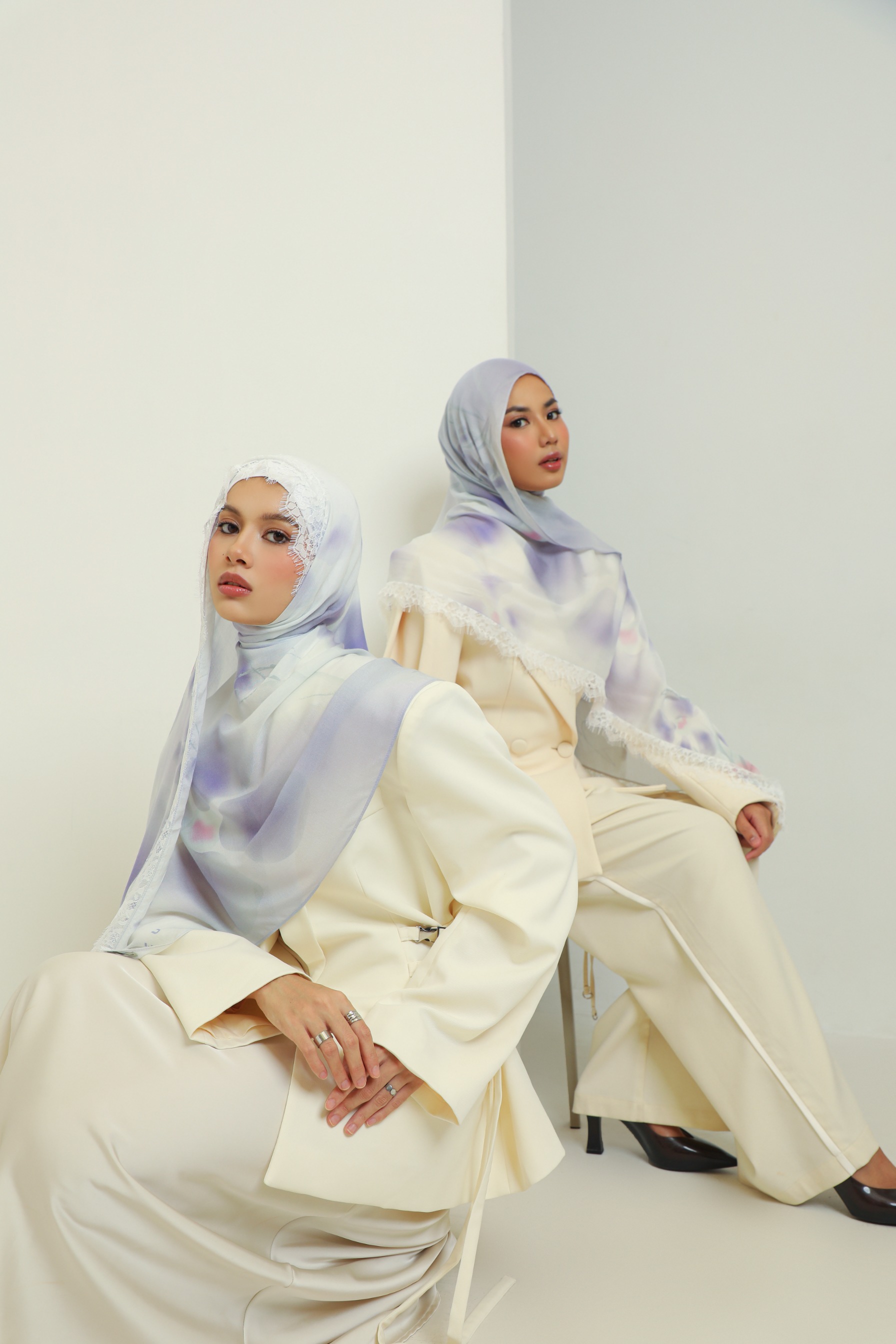 Floral Lace Scarf Lilac Blossom | Pashmina Printed Modals