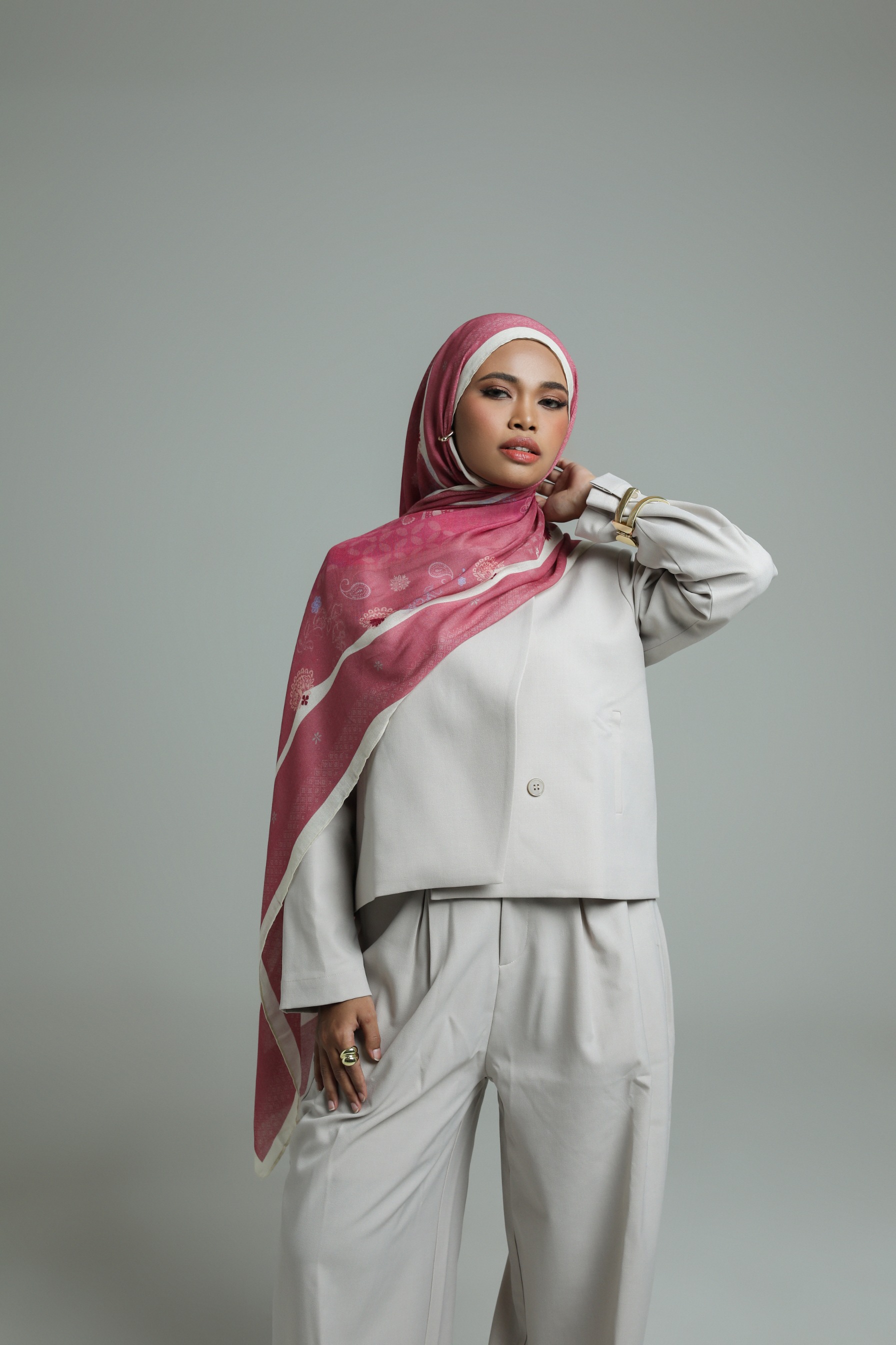 Batik Scarf Seroja Rose | Pashmina Printed Modals