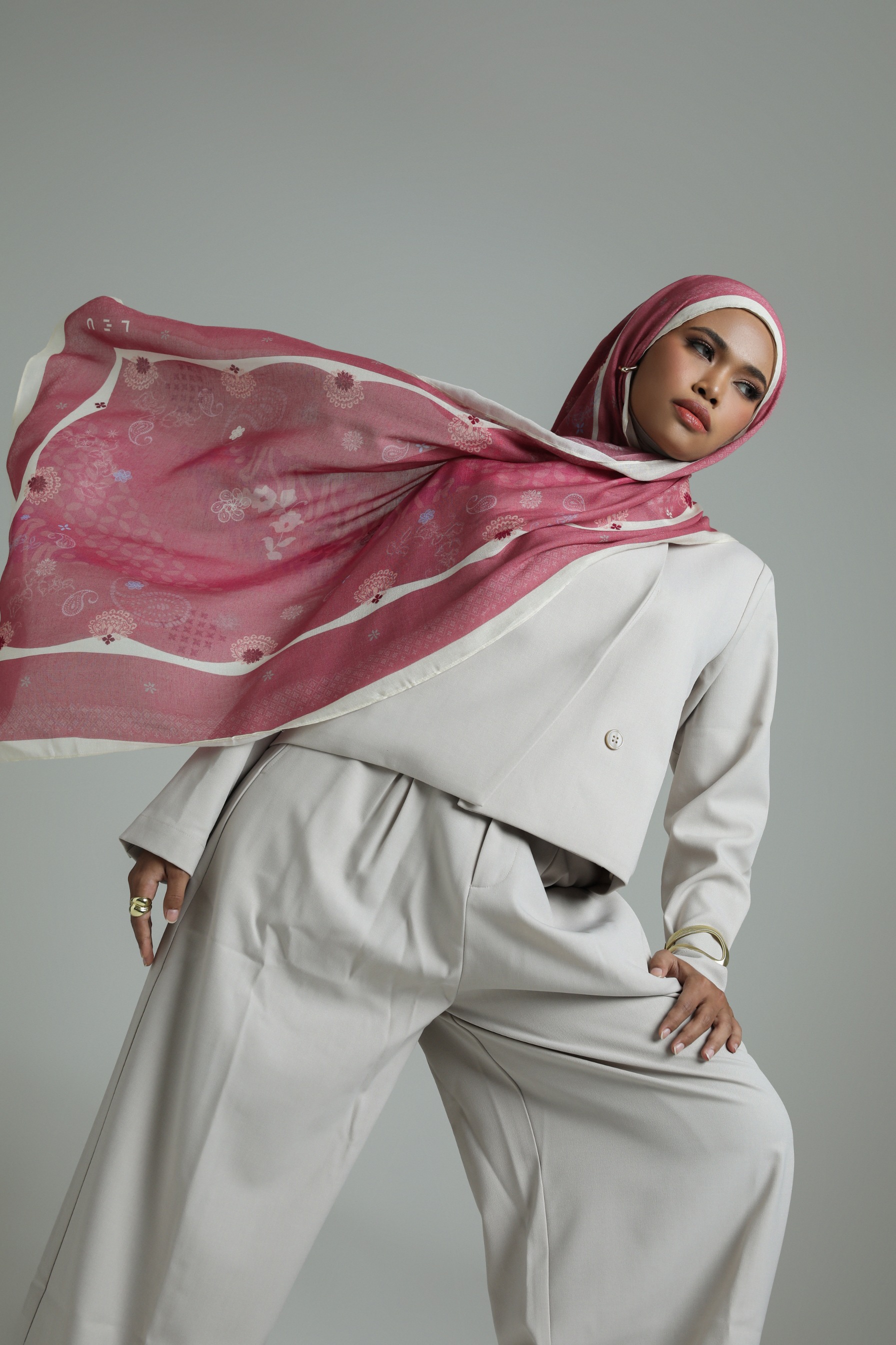 Batik Scarf Seroja Rose | Pashmina Printed Modals